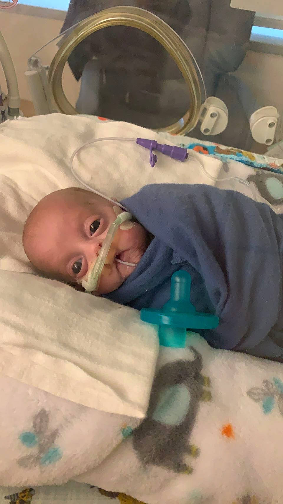 Graham joined the competition — help win amazing prizes! baby, baby_products, baby_safety, bed, bedding, child, childbirth, comfort, event, head, hospital, hospital_bed, infant_bed, linens, medical, medical_equipment, patient, person, product, service