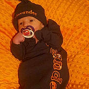 Alexander is registered to the contest to win money with this photo: beanie, cap, child, cool, headgear, hoodie, knit_cap, mouth, sleeve, t_shirt