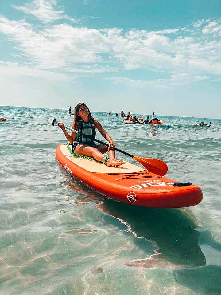 Colyne a rejoint le concours — aidez-le/la à gagner de superbes lots ! boat, boating, boats_and_boating_equipment_and_supplies, canoe, canoeing, inflatable, joy, kayak, kayaking, oar, outdoor_recreation, person, recreation, sea, sea_kayak, sports_equipment, summer, vacation, vehicle, water_sport