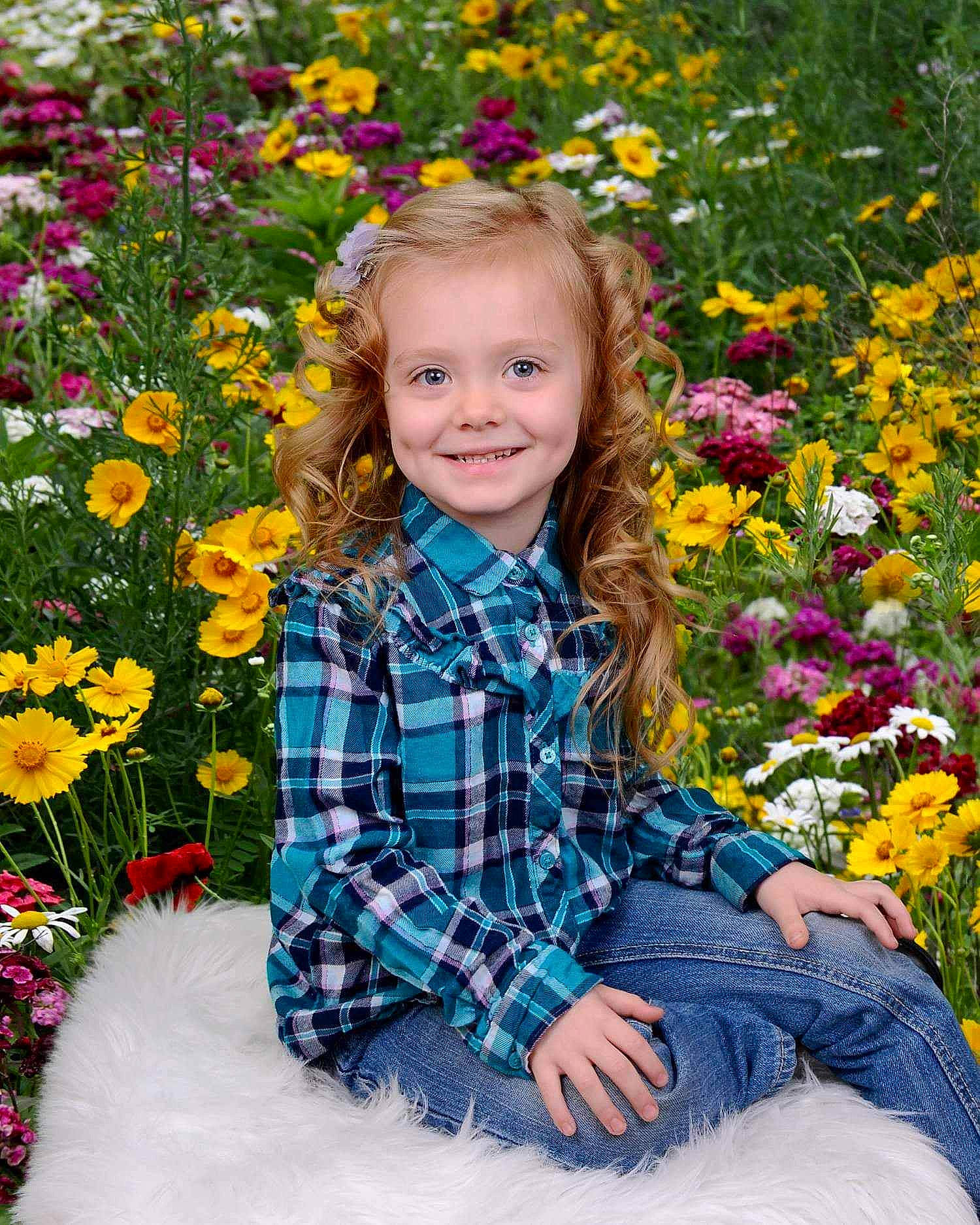 Lillianna is registered to the contest to win money with this photo: beauty, botany, clothing, eye, facial_expression, flower, grass, happy, head, iris, joy, leaf, meadow, people, people_in_nature, person, petal, plant, smile, summer