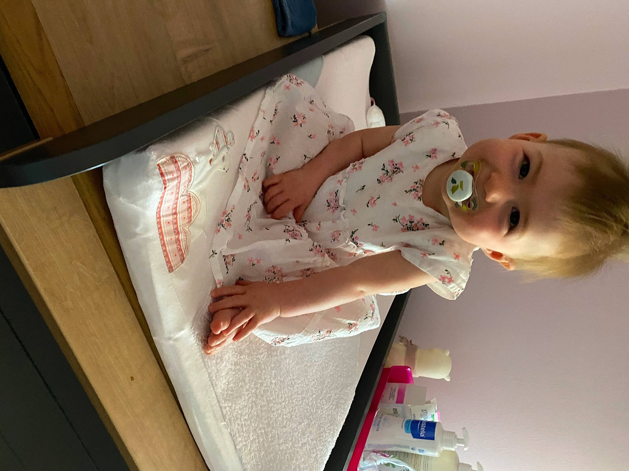 Elena a rejoint le concours — aidez-le/la à gagner de superbes lots ! baby, child, person, skin, toddler