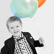 Archie is registered to the contest to win money with this photo: