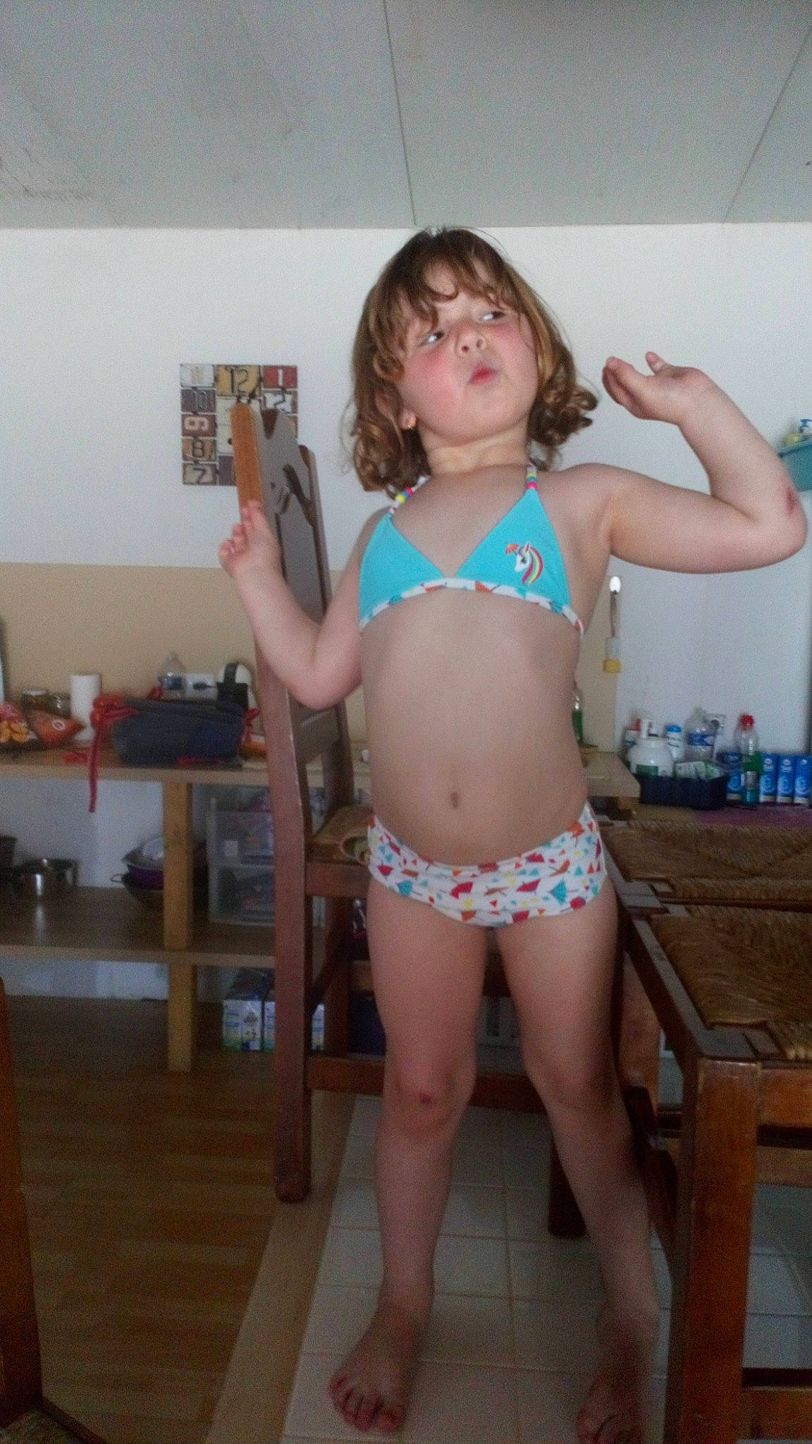 Léya participe au concours pour gagner de l'argent avec cette photo :