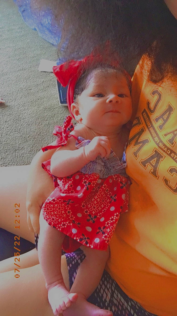 Xenia is registered to the contest to win money with this photo: black_hair, brassiere, chest, cool, fashion, finger, human, human_body, joint, leg, lip, mouth, neck, organ, person, pink, skin, textile, thigh, trunk