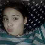 Miss léa participe au concours pour gagner de l'argent avec cette photo :