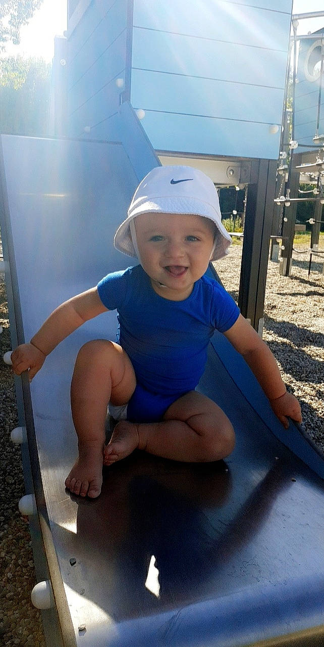 Tyno a rejoint le concours — aidez-le/la à gagner de superbes lots ! child, headwear, person