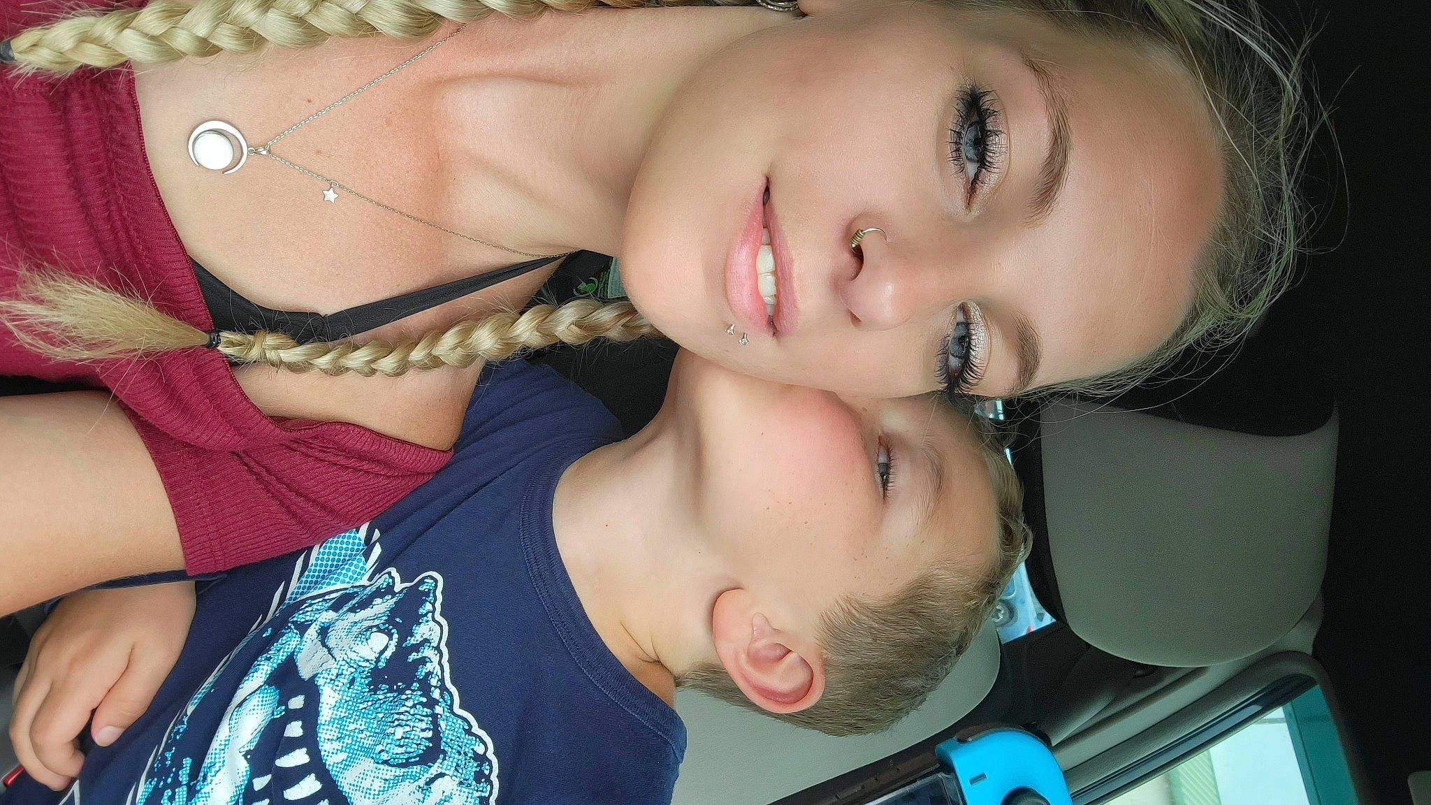 Blade joined the competition — help win amazing prizes! cheek, chin, ear, eye, eyebrow, eyelash, fashion, forehead, gesture, happy, iris, jaw, lip, mouth, neck, nose, organ, person, skin, smile