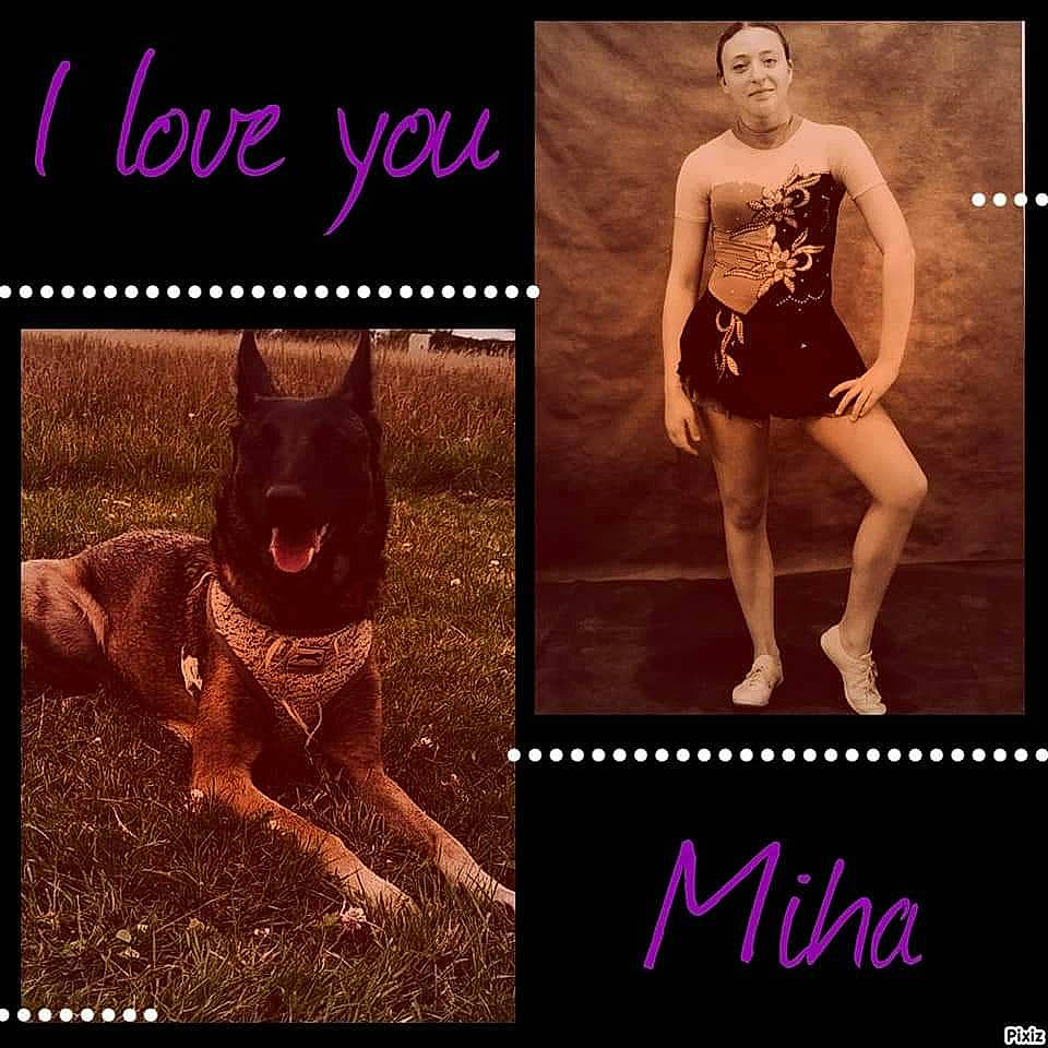 Miha participe au concours pour gagner de l'argent avec cette photo : adaptation, album_cover, flesh, font, human, photo_caption, photography