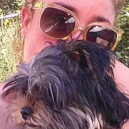 Lola participe au concours pour gagner de l'argent avec cette photo :