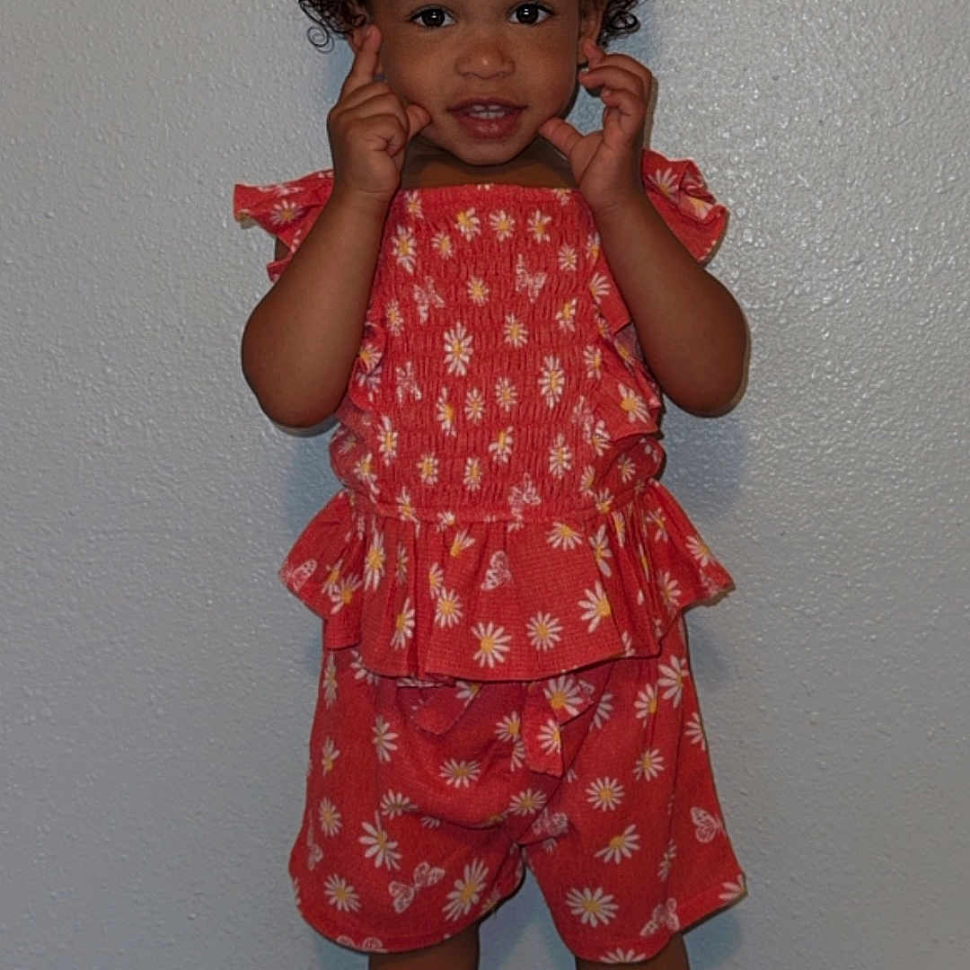 Naveah is registered to the contest to win money with this photo: accessories, bodypart, child, clothing, dress, face, female, finger, footwear, girl, hand, head, pants, person, photography, portrait, sandal, shoe, shorts, sneaker