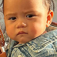 Vine is registered to the contest to win money with this photo: toddler, child, denim_jacket, pink_hair_clip, portrait, face, outdoor, sky, serious_expression, person, cute, young_child, casual_clothing, natural_light, head_and_shoulders, baby, hair, skin, closeup, fashion