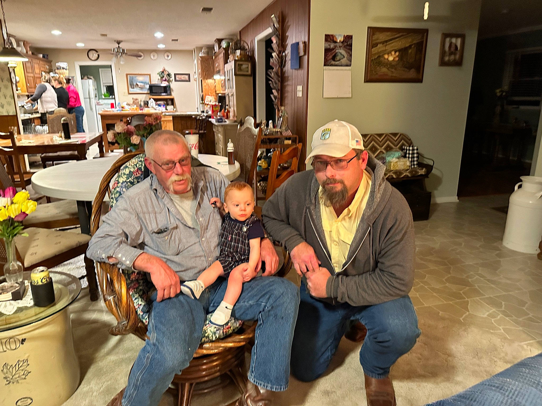 Robert joined the competition — help win amazing prizes! beard, boot, chair, customer, event, eyewear, flooring, flowerpot, hat, headwear, houseplant, jeans, leisure, person, picture_frame, plant, room, shelf, sitting, sunglasses