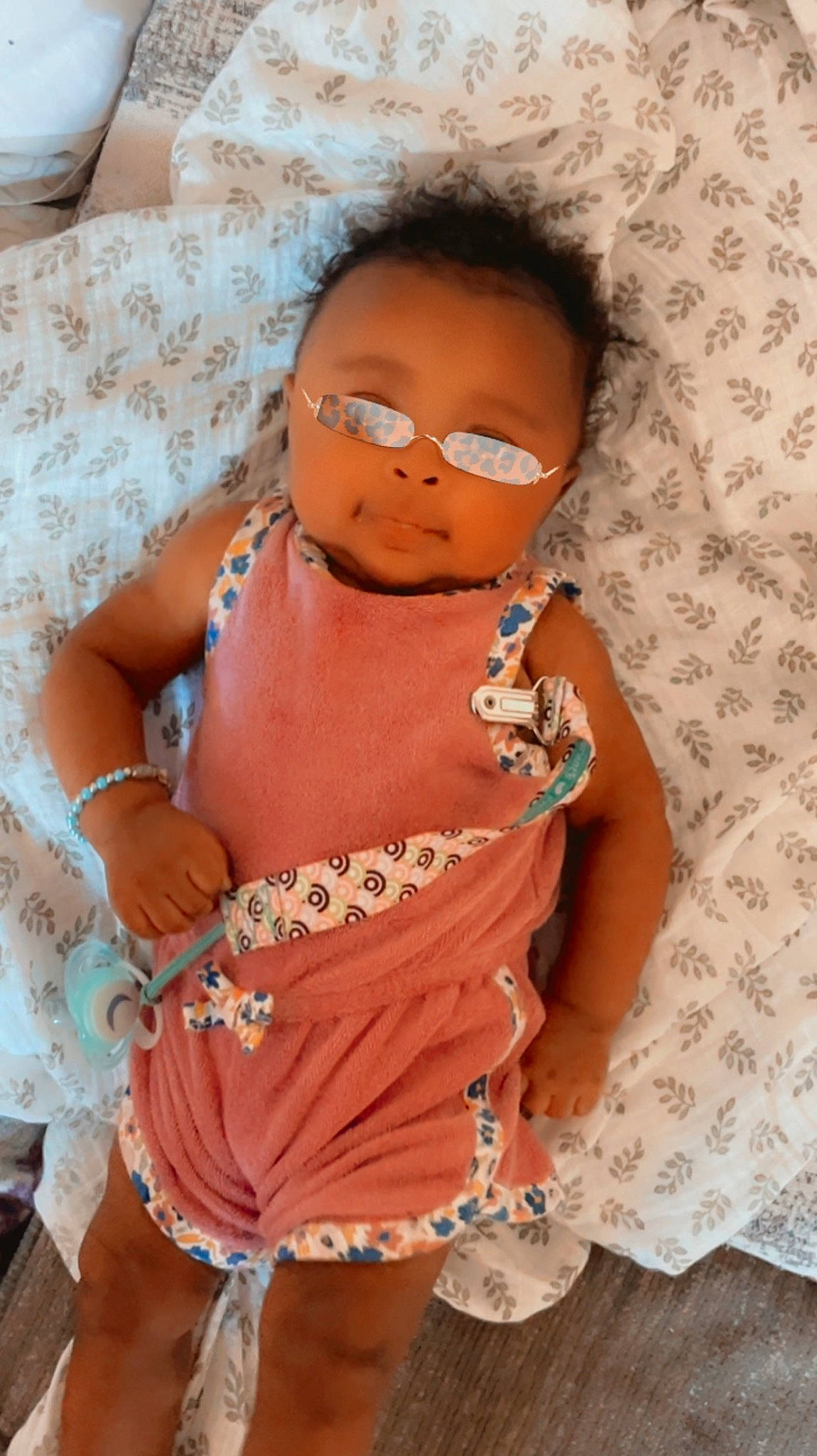 Aviyoni joined the competition — help win amazing prizes! abdomen, baby, baby_toddler_clothing, chest, child, eyewear, face, glasses, happy, head, jewellery, joint, neck, pattern, peach, person, skin, thigh, toddler, trunk