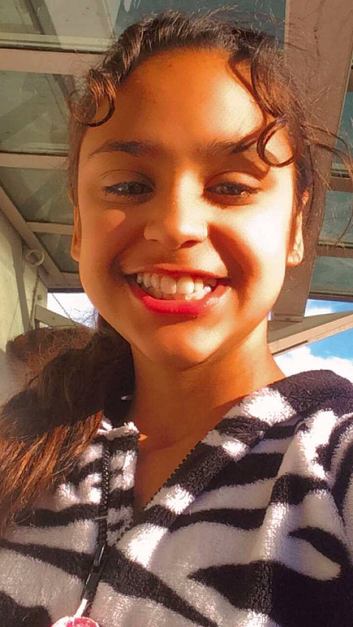 Maylys a rejoint le concours — aidez-le/la à gagner de superbes lots ! chin, dress, eye, eyebrow, eyelash, face, fashion, hair, head, iris, jaw, joy, lip, mouth, neck, nose, organ, person, shoulder, skin