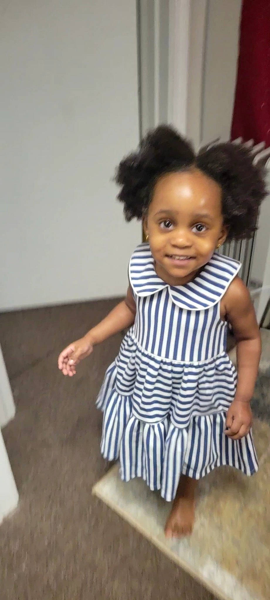 Parispaula is registered to the contest to win money with this photo: afro, baby_toddler_clothing, cheek, child, chin, day_dress, dress, eye, eyelash, fashion_design, fun, gesture, happy, joy, one_piece_garment, pattern, person, sitting, sleeve, smile