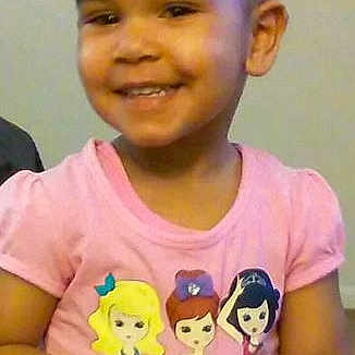 Divinity is registered to the contest to win money with this photo: