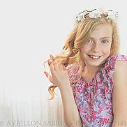 Eliana participe au concours pour gagner de l'argent avec cette photo :