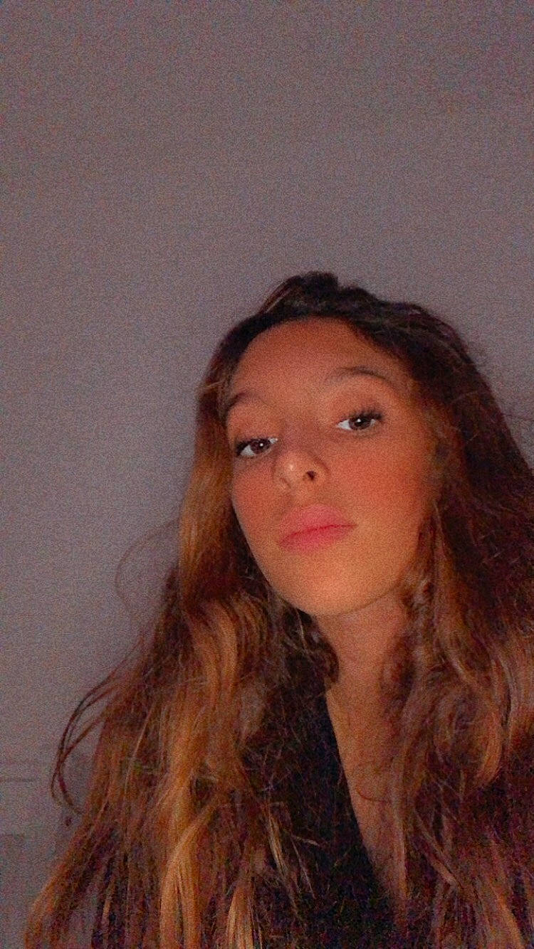 Shaina a rejoint le concours — aidez-le/la à gagner de superbes lots ! beauty, black_hair, brown, brown_hair, cheek, chin, eyebrow, eyelash, forehead, hair, hairstyle, head, iris, jaw, lip, long_hair, neck, nose, organ, person