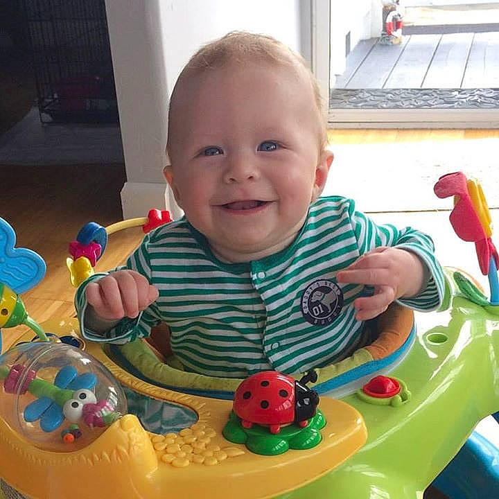 Kadyn is registered to the contest to win money with this photo: