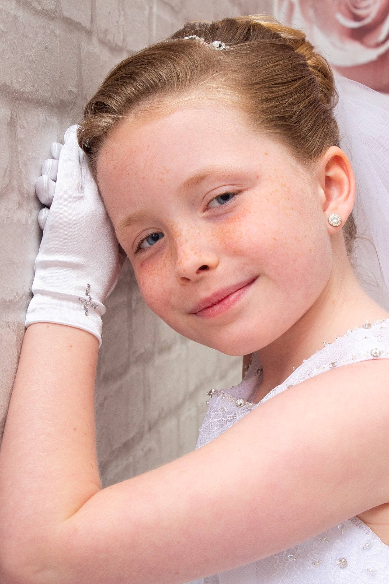 Aimee is registered to the contest to win money with this photo: baby, beauty, cheek, child, child_model, chin, eyebrow, face, forehead, hair, hair_accessory, head, joy, neck, nose, person, skin, smile, toddler