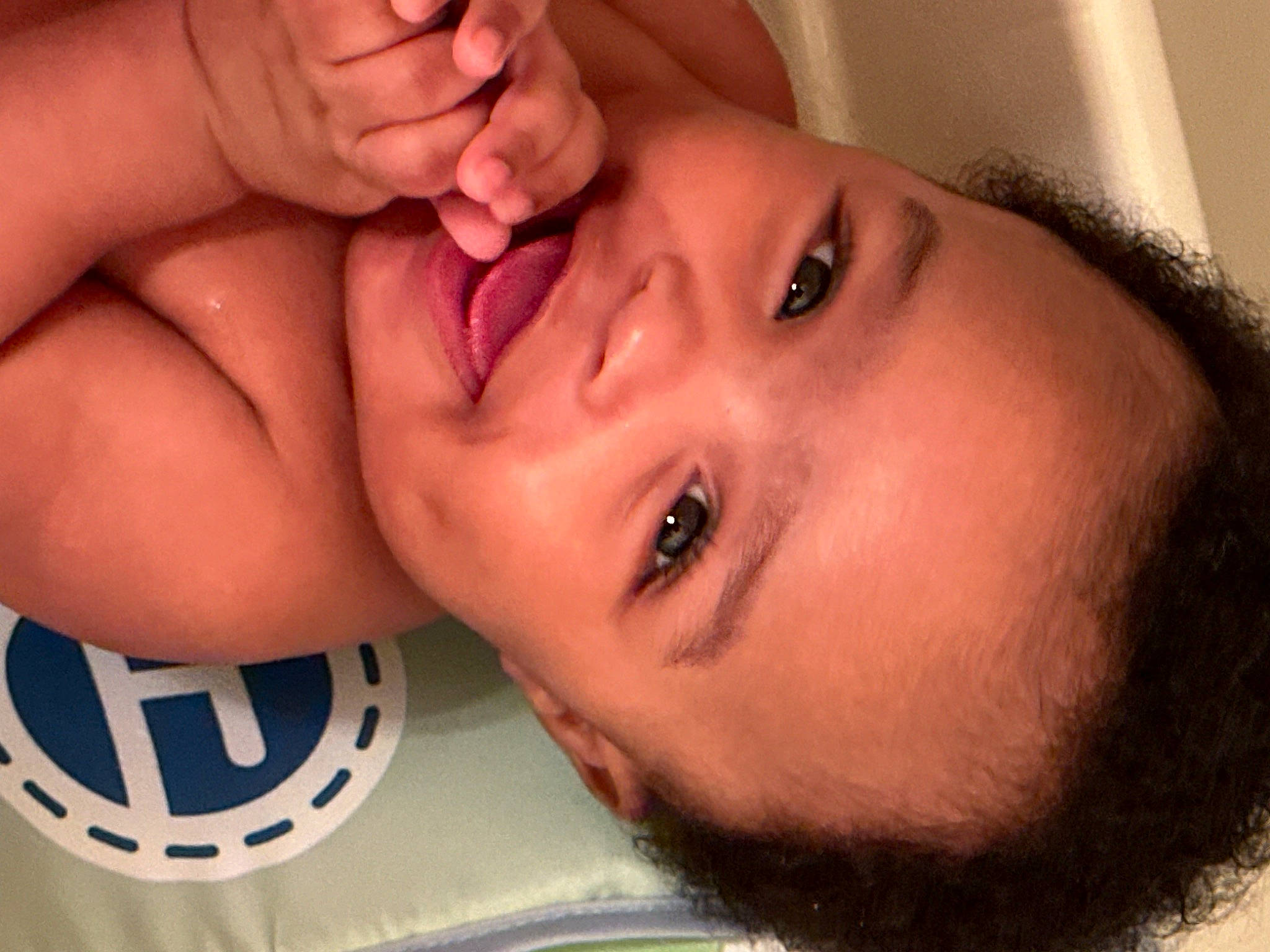 Jayden is registered to the contest to win money with this photo: cheek, chin, ear, eyebrow, eyelash, facial_expression, forehead, gesture, human_body, jaw, joint, joy, lip, mouth, muscle, neck, nose, organ, person, shoulder