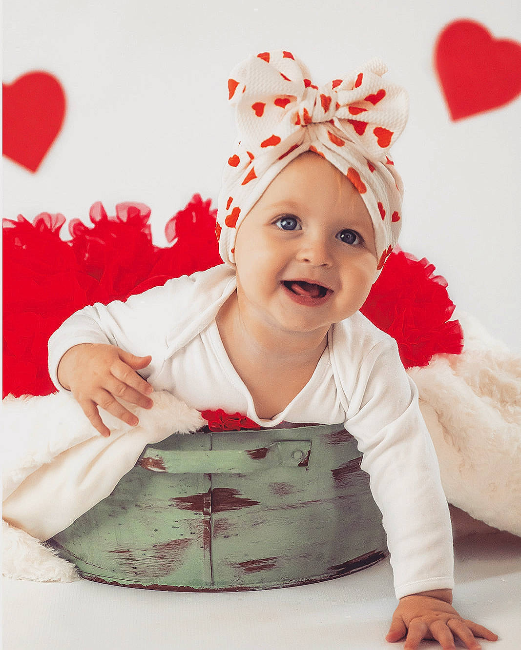 Betsy is registered to the contest to win money with this photo: baby, baby_laughing, baby_toddler_clothing, child, child_model, christmas, costume, costume_accessory, costume_hat, crown, ear, fashion_accessory, hair_accessory, happy, headband, headgear, headpiece, headwear, joy, person
