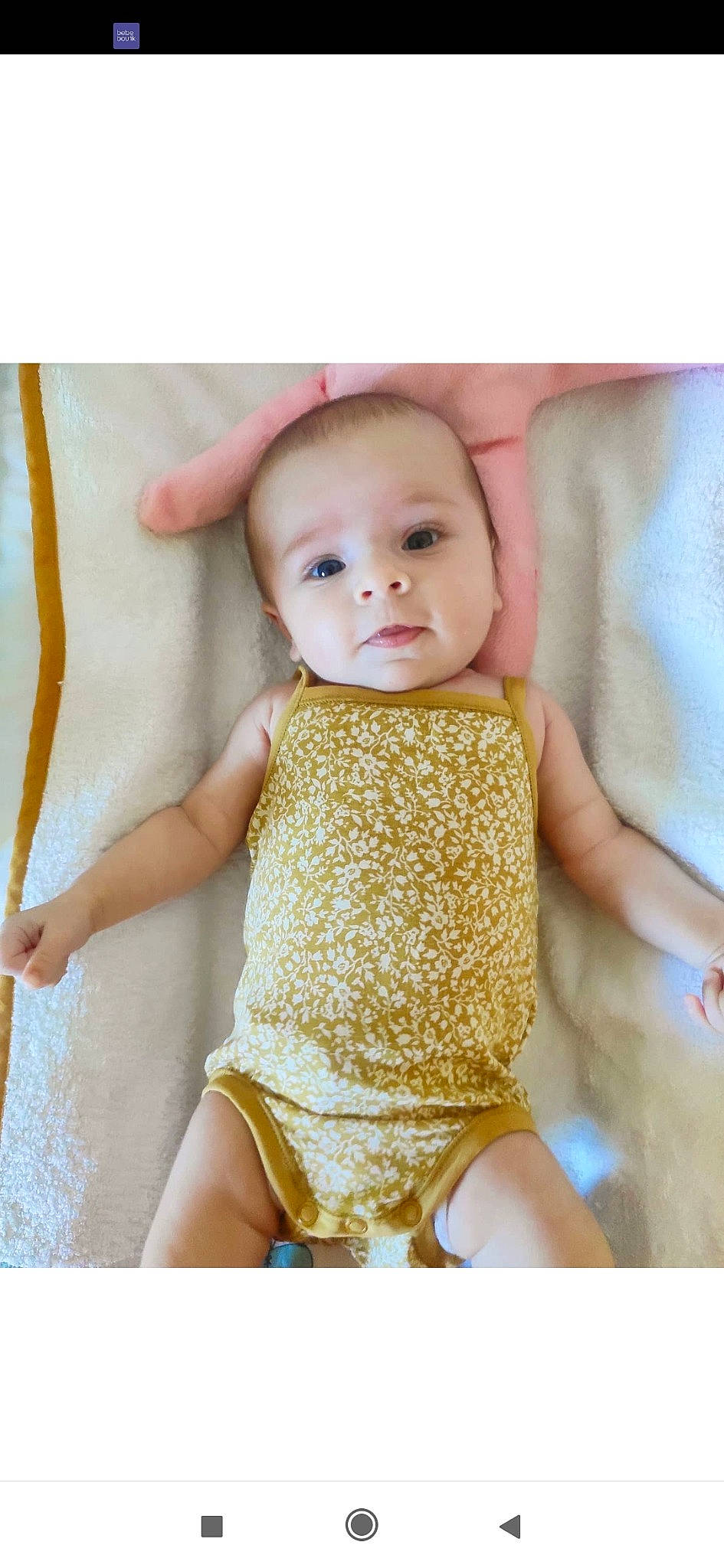 Méryl a rejoint le concours — aidez-le/la à gagner de superbes lots ! baby, baby_products, baby_toddler_clothing, child, child_model, clothing, pattern, person, toddler, yellow