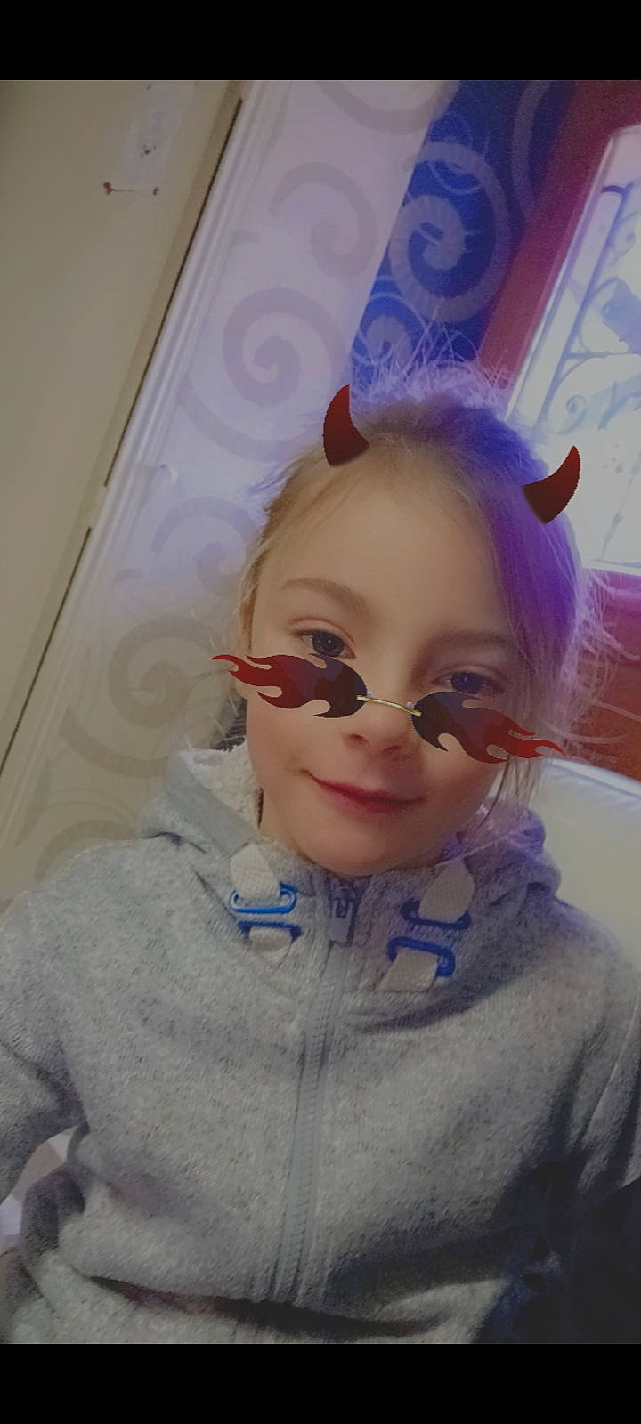 Shaneyl a rejoint le concours — aidez-le/la à gagner de superbes lots ! barbie, cheek, child, doll, electric_blue, eye, eyebrow, eyelash, eyewear, fawn, forehead, fun, fur, happy, iris, lip, nose, person, smile, toy