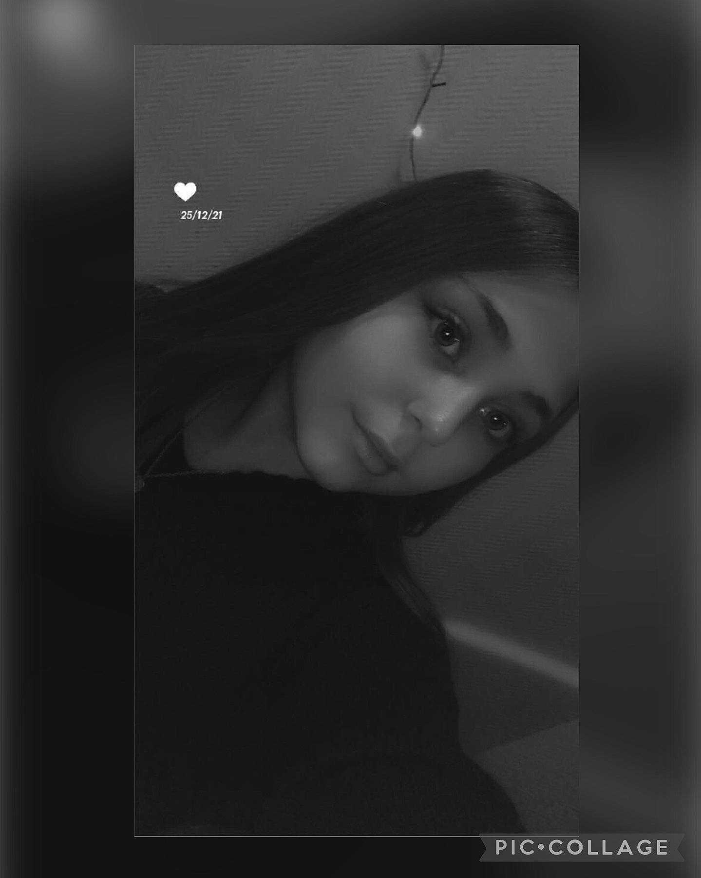 Noemi a rejoint le concours — aidez-le/la à gagner de superbes lots ! automotive_design, automotive_lighting, black_and_white, darkness, eyebrow, eyelash, flash_photography, jaw, lip, midnight, monochrome, monochrome_photography, night, person, portrait, portrait_photography, reflection, room, sky, smile