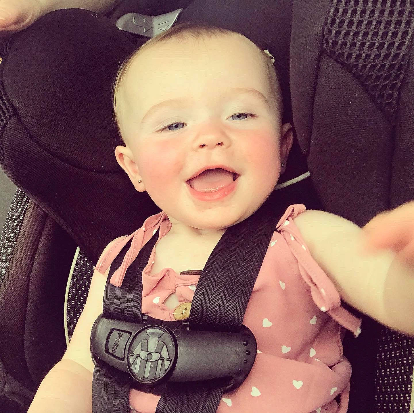 Paityn is registered to the contest to win money with this photo: arm, baby_toddler_clothing, cheek, ear, eye, finger, hand, happy, human, human_body, lip, mouth, muscle, neck, nose, organ, person, product, skin, sleeve