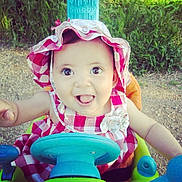 Camilya participe au concours pour gagner de l'argent avec cette photo :