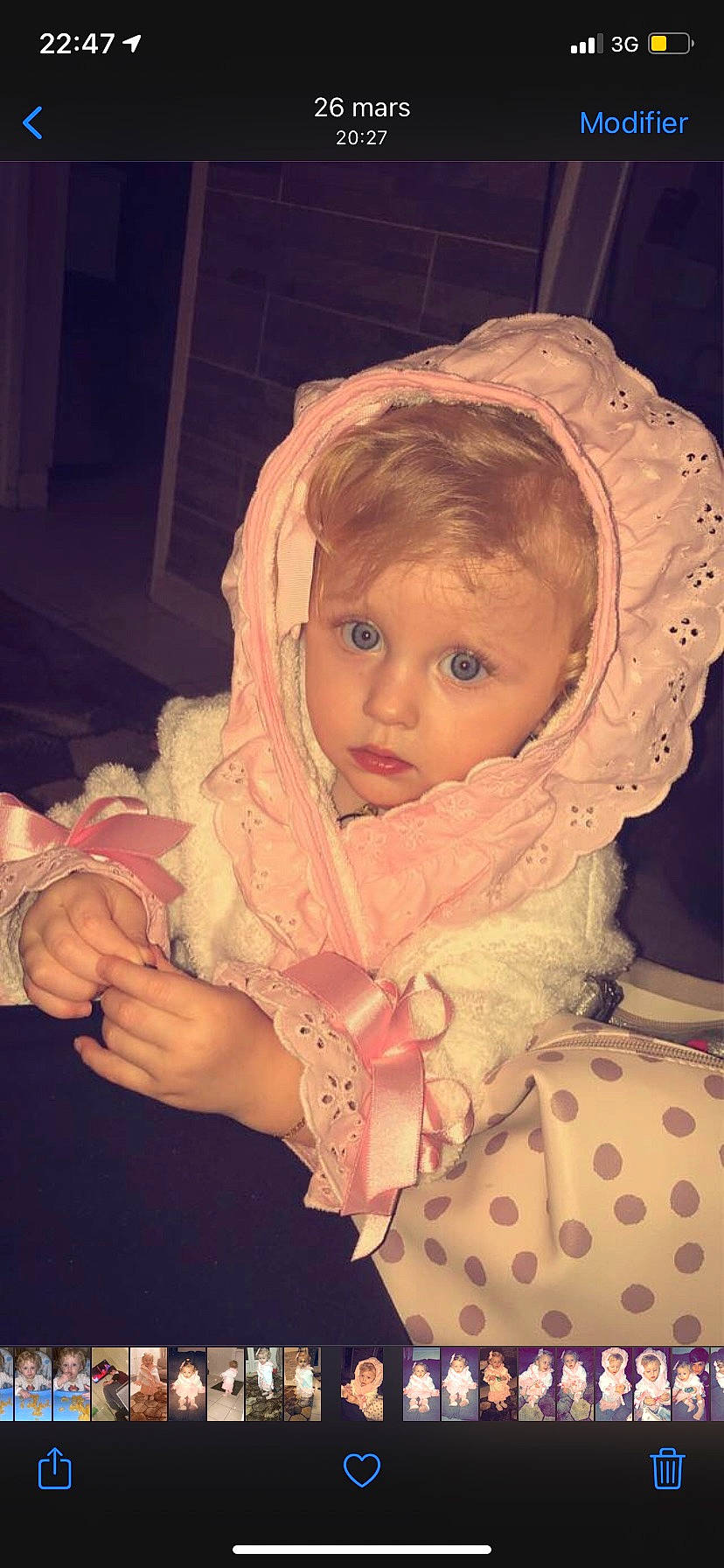 Summer participe au concours pour gagner de l'argent avec cette photo : baby_toddler_clothing, cheek, comfort, dress, ear, eye, eyebrow, eyelash, finger, hairstyle, hand, headgear, human_body, iris, lip, mouth, nose, person, pink, skin