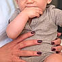 Andrea a rejoint le concours — aidez-le/la à gagner de superbes lots ! baby, child, hand, face, eyes, onesie, nails, manicure, skin, fingers, foot, toes, person, holding, candid, indoor, closeup, cute, infant, soft