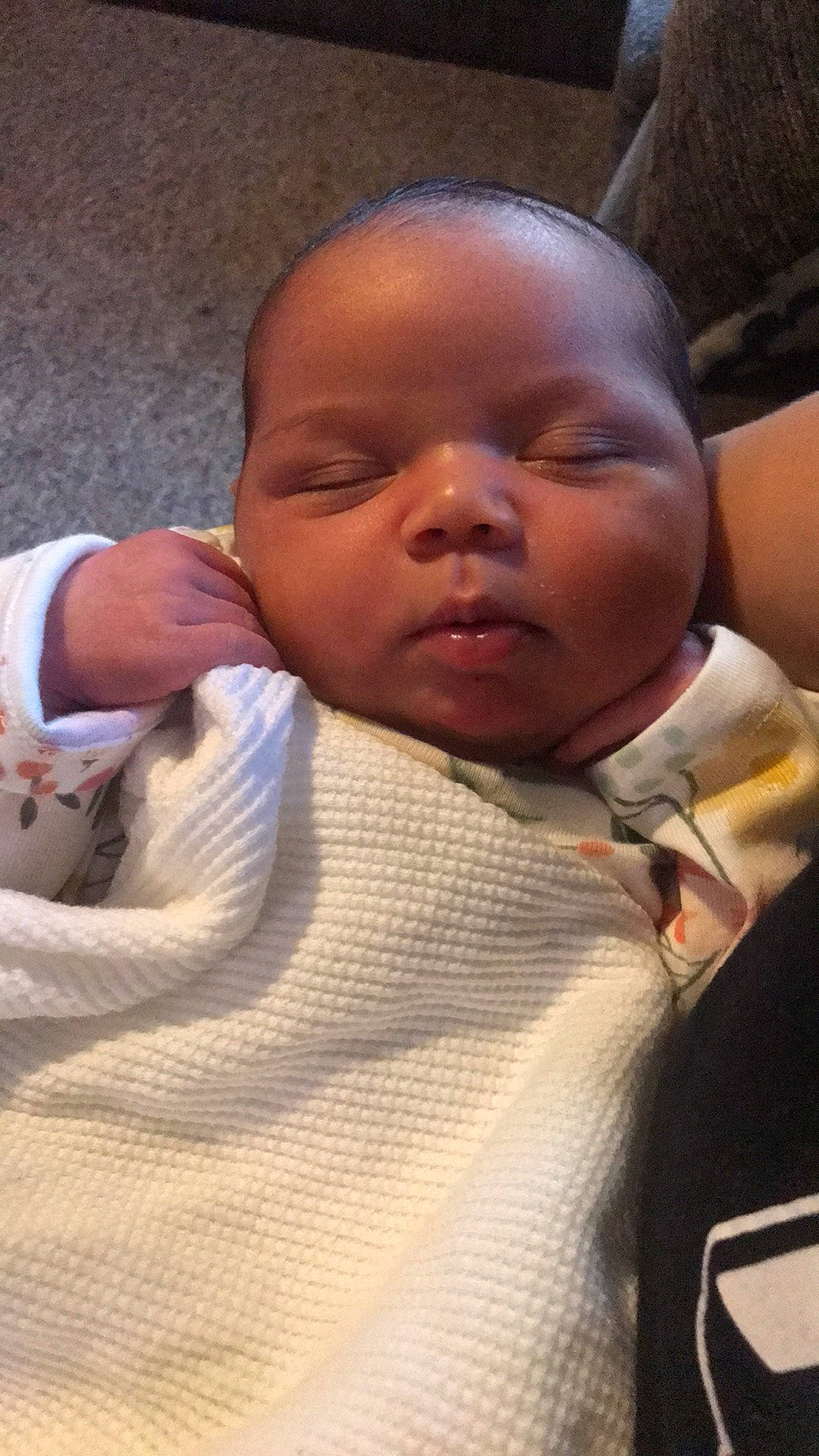 Jescira Felicita is registered to the contest to win money with this photo: baby, baby_toddler_clothing, cheek, chin, comfort, eyebrow, finger, forehead, fun, head, iris, linens, lip, mouth, neck, nose, person, skin, smile, thumb