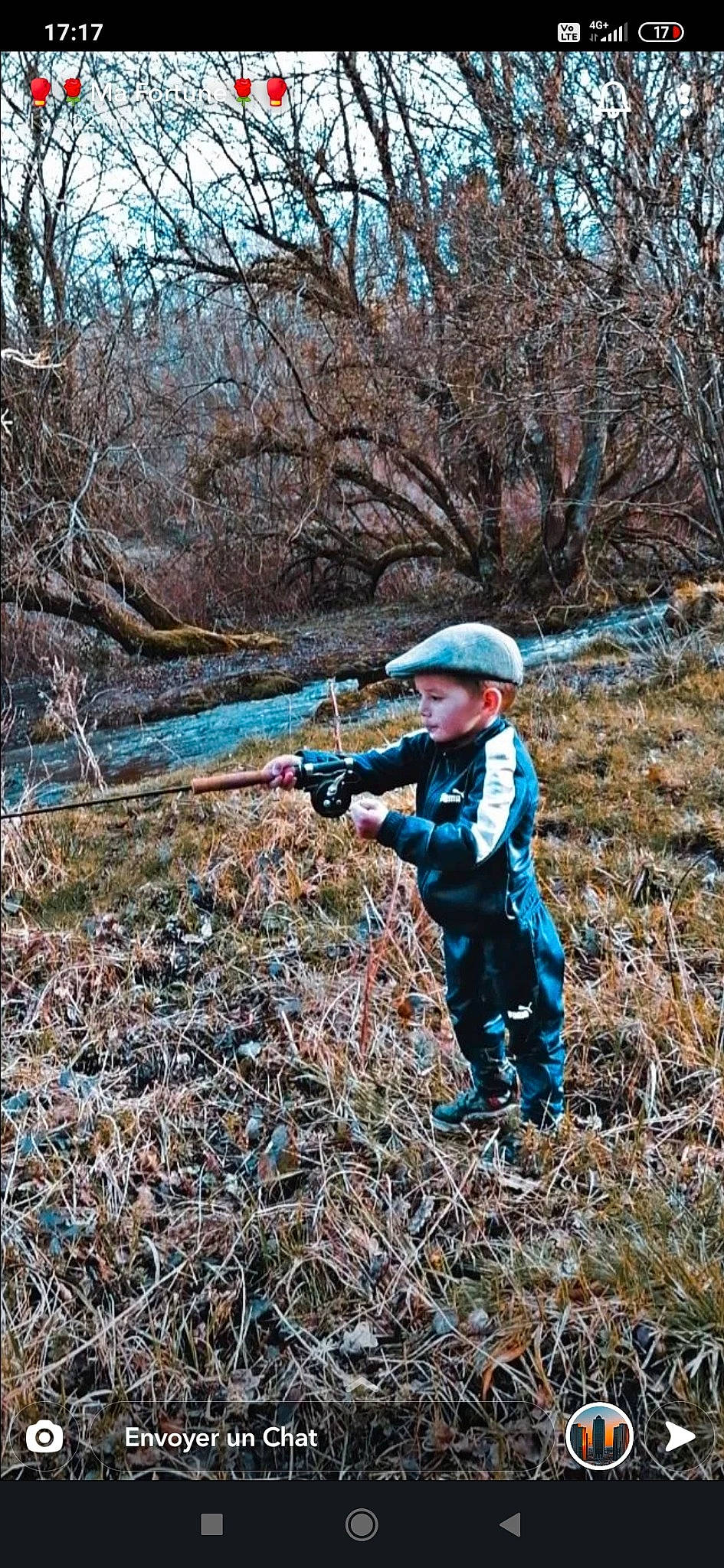 Djulian a rejoint le concours — aidez-le/la à gagner de superbes lots ! air_gun, branch, forest, grass, groundcover, hat, headwear, leaf, natural_landscape, people_in_nature, person, plant, recreation, soil, sun_hat, toddler, tree, twig, wilderness, winter