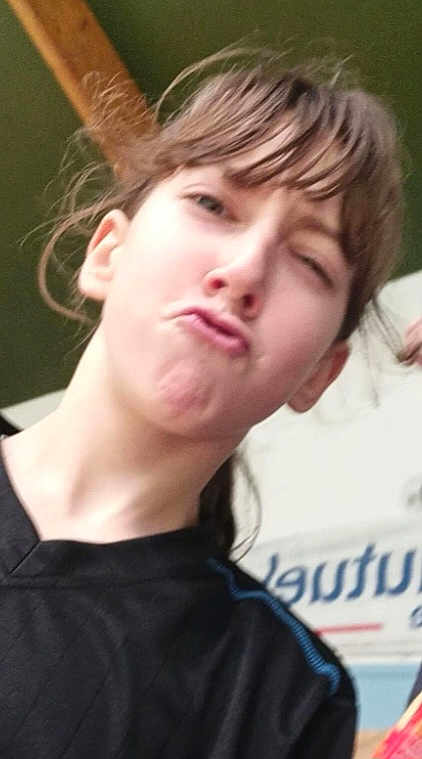 Tiana participe au concours pour gagner de l'argent avec cette photo : bangs, black_hair, chin, cool, ear, eye, eyebrow, eyelash, eyewear, flash_photography, forehead, fun, gesture, hair, jaw, lip, mouth, nose, organ, t_shirt