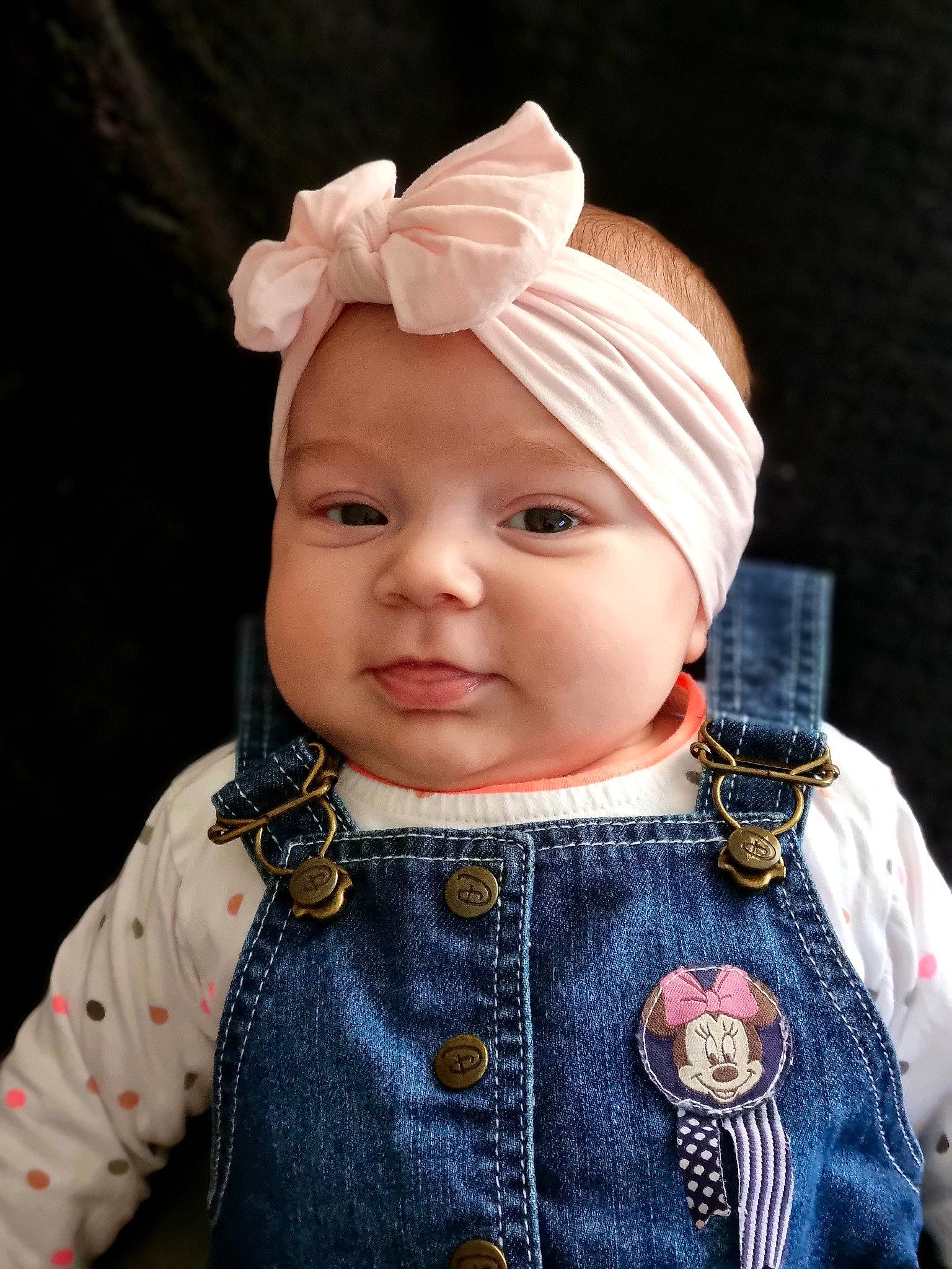 Chiara a rejoint le concours — aidez-le/la à gagner de superbes lots ! baby, baby_toddler_clothing, cap, cheek, eye, face, flash_photography, head, headgear, headwear, iris, lip, neck, outerwear, pattern, person, skin, sleeve, street_fashion, textile