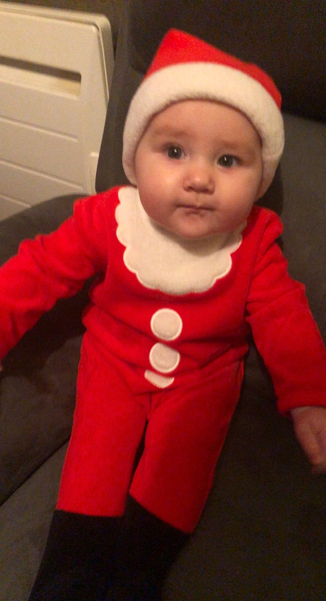 Emy a rejoint le concours — aidez-le/la à gagner de superbes lots ! baby, baby_toddler_clothing, cap, cheek, child, costume_hat, eye, face, fictional_character, fur_clothing, hat, head, headwear, human_body, jacket, lip, outerwear, person, santa_claus, sleeve