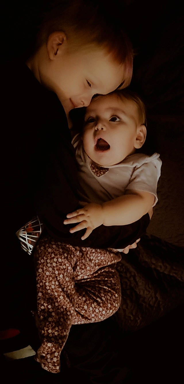Xavier is registered to the contest to win money with this photo: baby, baby_toddler_clothing, beauty, child, comfort, finger, flash_photography, fun, gesture, happy, human, iris, leg, mammal, organ, person, skin, sleeve, smile, toddler