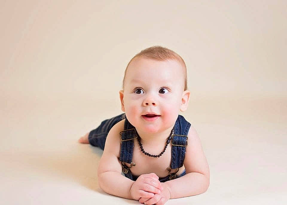 Deakyn is registered to the contest to win money with this photo: arm, baby, cheek, child, child_model, face, head, person, photo_shoot, photograph, photography, portrait, portrait_photography, sitting, skin, smile, stock_photography, toddler