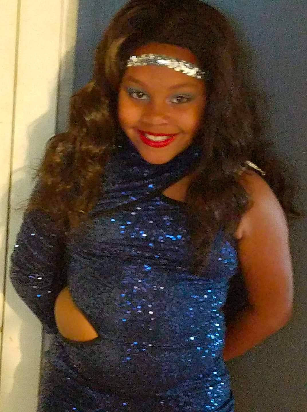 Na'Miyah is registered to the contest to win money with this photo: black_hair, brown_hair, electric_blue, eyebrow, hair, hair_accessory, hairstyle, headwear, joy, lip, long_hair, person