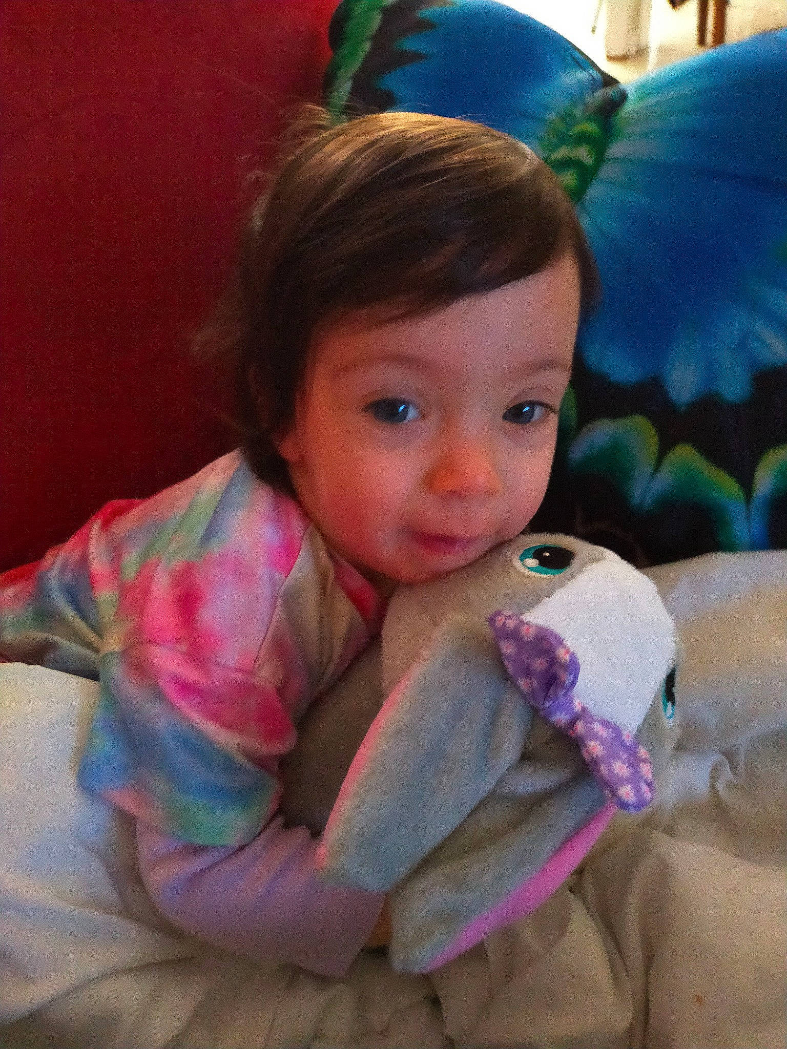 Noéline participe au concours pour gagner de l'argent avec cette photo : baby_toddler_clothing, cheek, comfort, eye, facial_expression, hairstyle, happy, head, human_body, iris, lip, mouth, nose, organ, person, pink, skin, sleeve, smile, textile