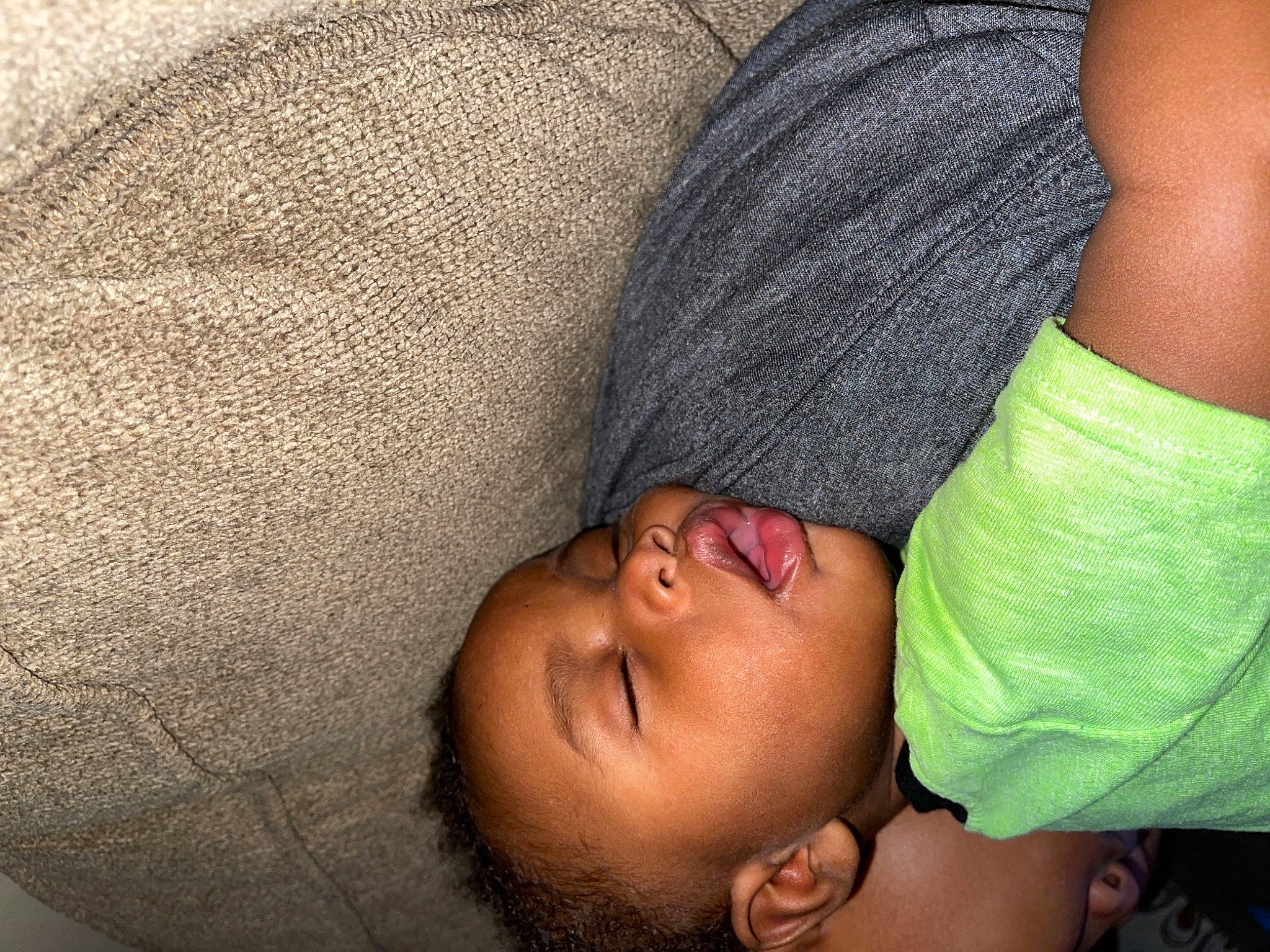 Khamari is registered to the contest to win money with this photo: baby, baby_toddler_clothing, body_jewelry, cheek, comfort, ear, eyebrow, eyelash, flesh, forehead, lip, muscle, nap, neck, organ, person, skin, sleep, temple, throat