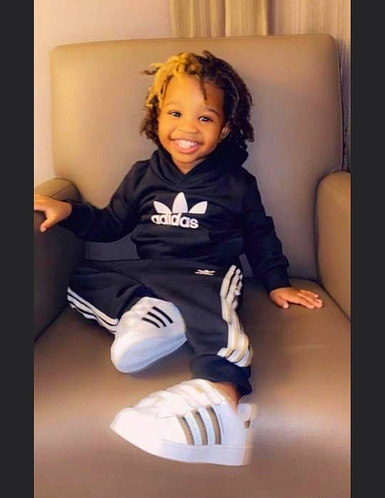 Cartier joined the competition — help win amazing prizes! baby, baby_toddler_clothing, comfort, electric_blue, eye, flash_photography, flooring, foot, happy, head, human_body, human_leg, joy, knee, leg, person, sleeve, smile, sportswear, t_shirt