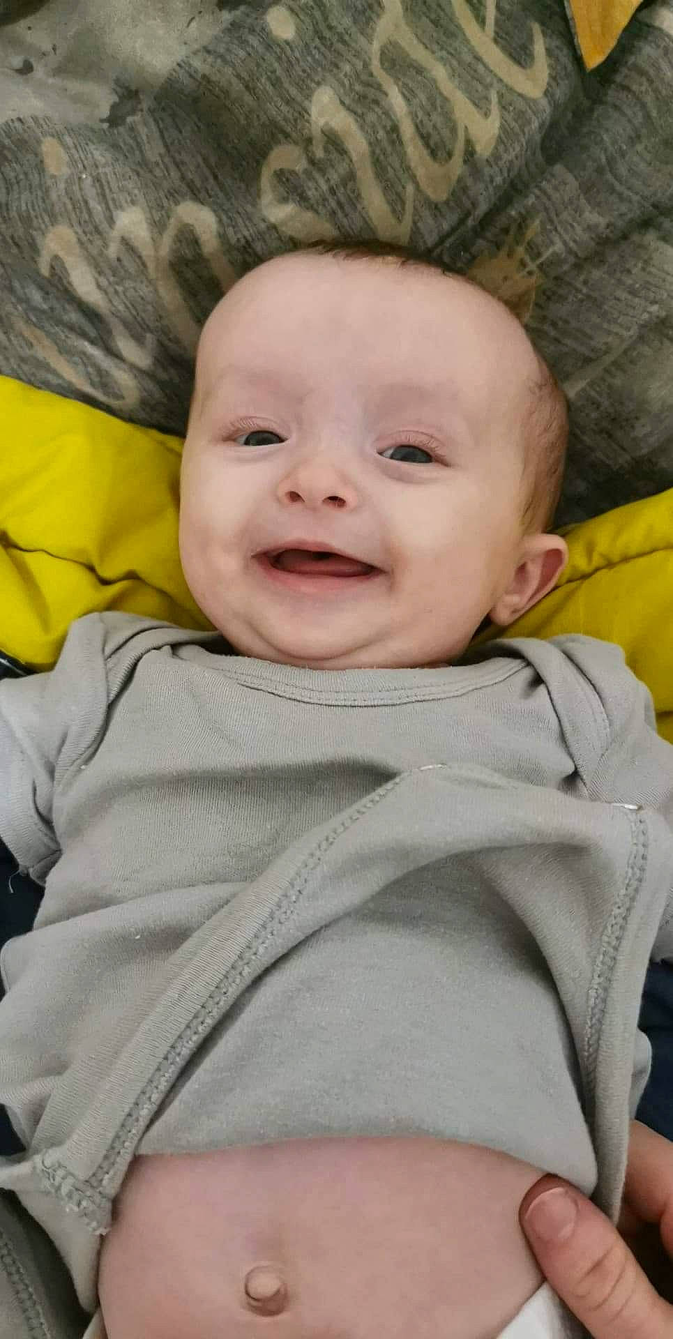 Inaya a rejoint le concours — aidez-le/la à gagner de superbes lots ! baby, cheek, child, chin, eye, face, facial_expression, head, laugh, lip, mouth, nose, person, product, skin, smile, toddler