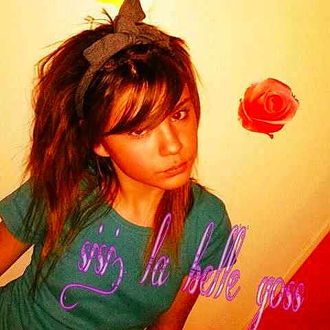 Mandy participe au concours pour gagner de l'argent avec cette photo :