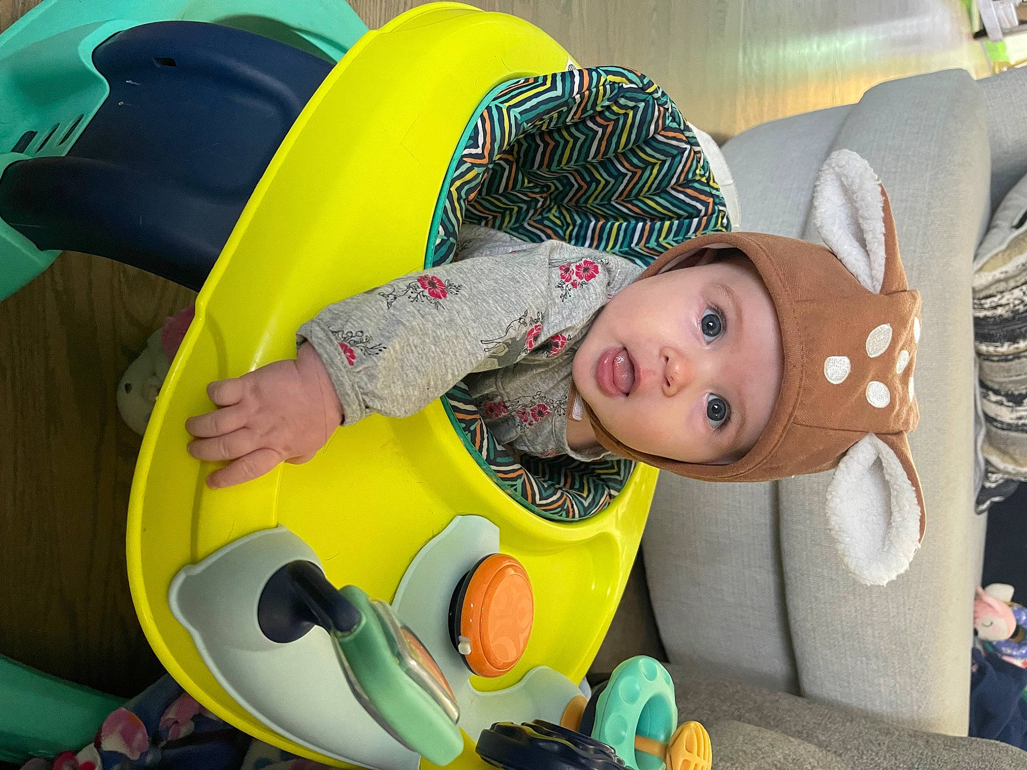Juliana is registered to the contest to win money with this photo: baby, baby_products, baby_toddler_clothing, baby_toys, car_seat, child, comfort, fun, hat, headwear, leisure, people, person, product, recreation, room, sitting, stuffed_toy, surprise, toddler