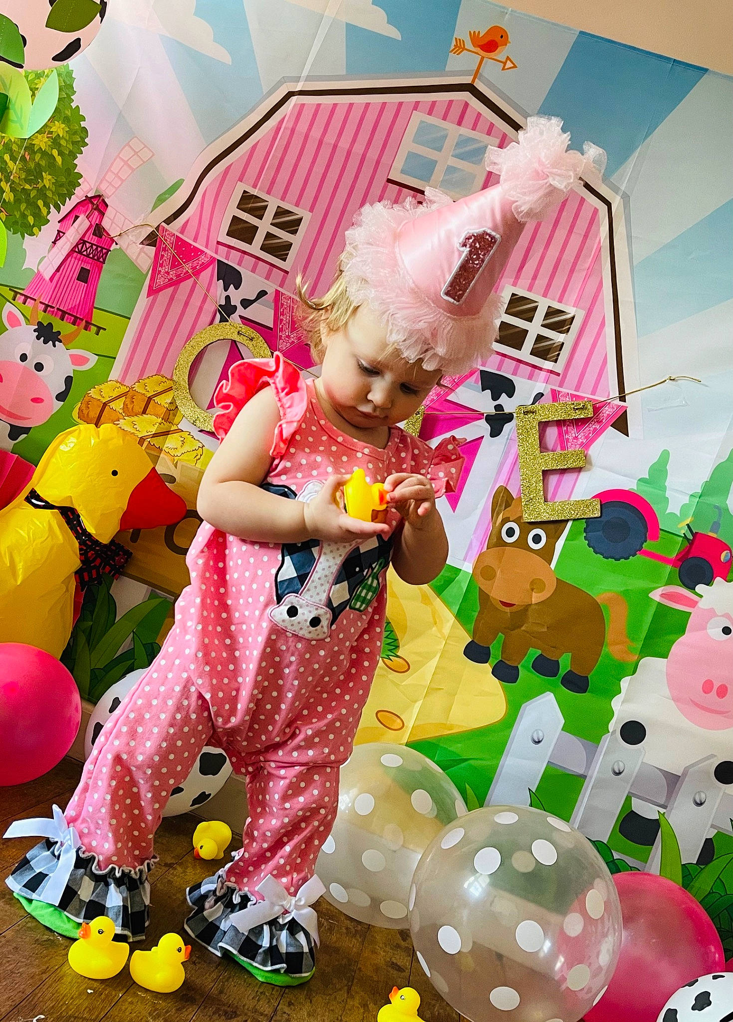 Pyper is registered to the contest to win money with this photo: art, balloon, child, design, event, font, fun, grass, happy, headwear, leisure, magenta, party_supply, pattern, person, photograph, pink, play, recreation, toddler