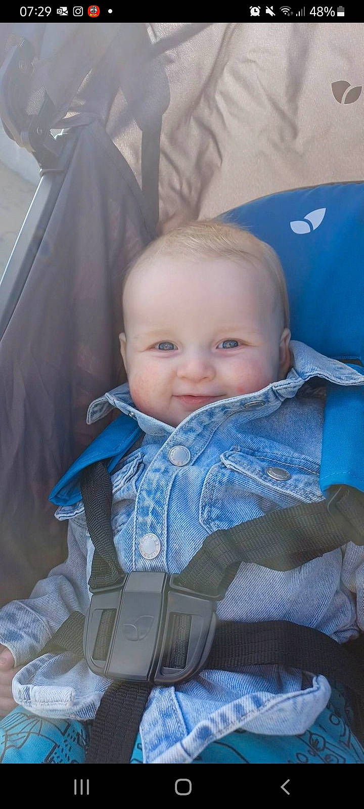 Finley is registered to the contest to win money with this photo: auto_part, baby, baby_carriage, baby_products, baby_toddler_clothing, car_seat, car_seat_cover, cheek, child, comfort, electric_blue, family_car, fun, pattern, person, seat_belt, sitting, smile, toddler, vacation