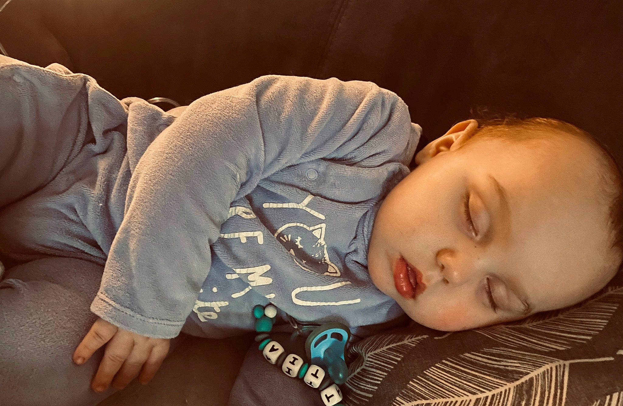 Mattia participe au concours pour gagner de l'argent avec cette photo : baby, baby_sleeping, baby_toddler_clothing, bedtime, cheek, child, chin, comfort, eyebrow, flash_photography, hair, human_body, iris, lip, mouth, nap, nose, person, sitting, sleeve